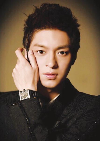 康熙来了|《康熙来了》有毒？大炳安钧璨刘真到罗霈颖，脸熟的竟全离开了！