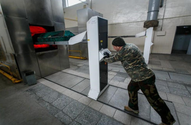 为何火化炉焚烧尸体时,常会听到奇怪的哭喊声?工作人员道出真相