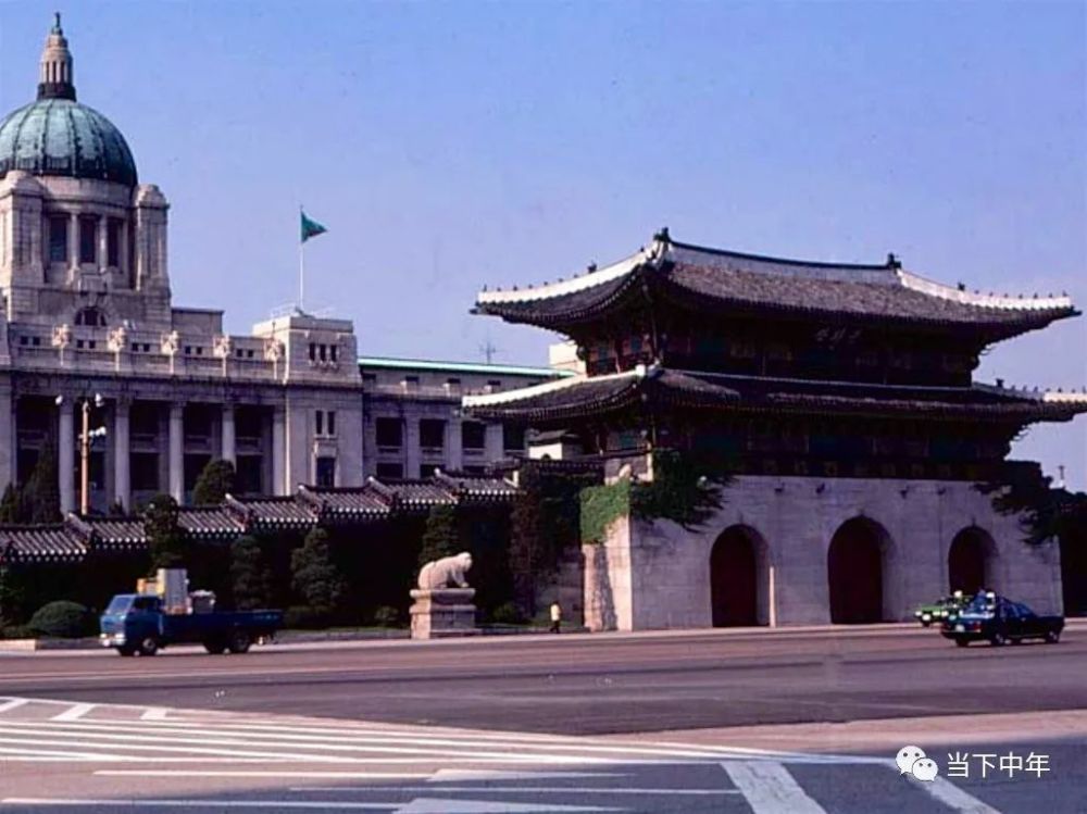 老照片1980年的韩国汉城繁华初现