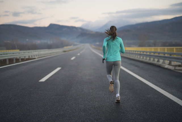 4,跑步后的放松拉伸