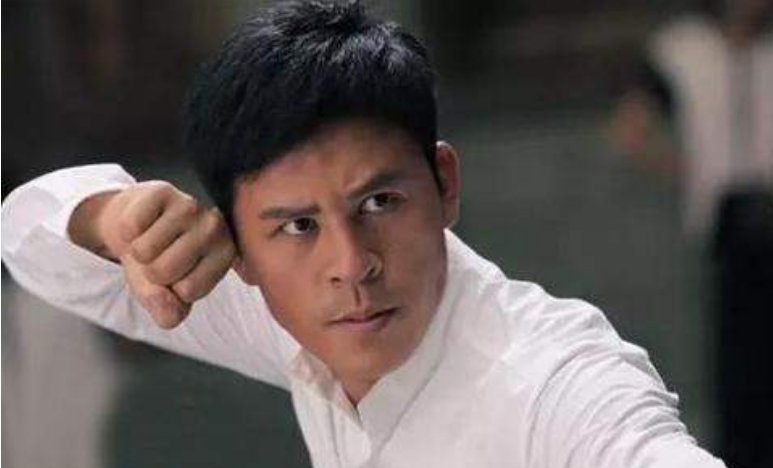 从少林寺出来的四位明星:王宝强和释小龙没啥,第四位未来可期