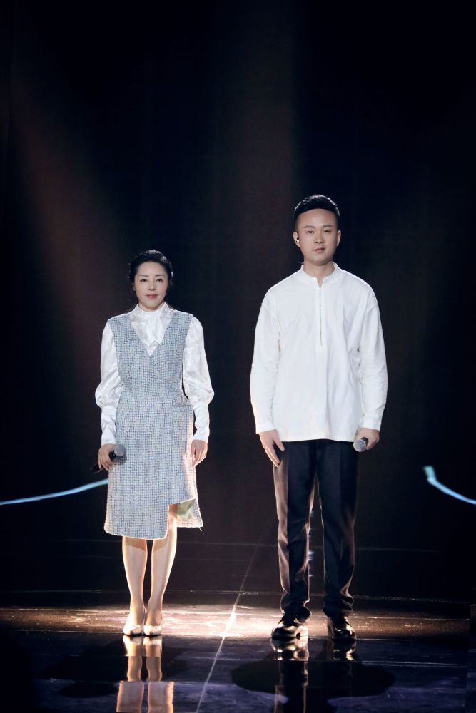 古诗|用四川话诵唱古诗里的锦绣成都 这两位老师央视上“火”了