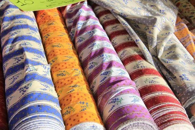 例如珠宝,陶器或家具,纺织品市场潜力最大,既可做材料,做成一匹布,也