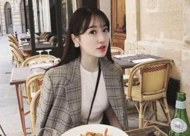 铠甲勇士初代演员十一年后的现状,炎龙和帝皇侠帅掉渣,最受欢迎的却是