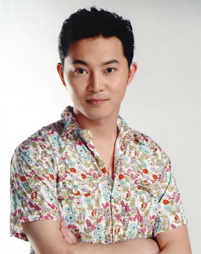 从军艺校草到油腻大叔如今半年狂录九档综艺沙溢不想演戏了吗