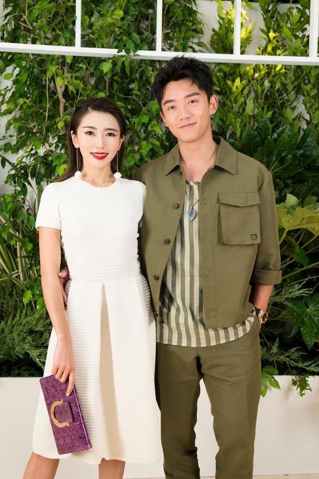 程晓玥|郑恺前女友程晓玥搬新宅，友人做客曝其近况，分手后变事业女强人