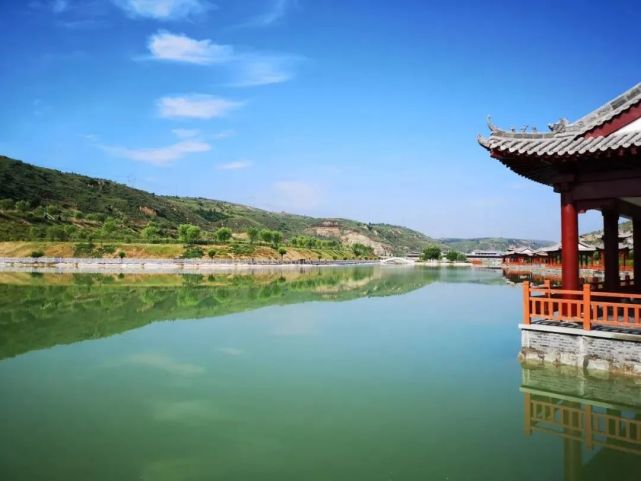 直播时间2020年8月8日16:30-18:30直播地点神木碧麟湾景区直播单位