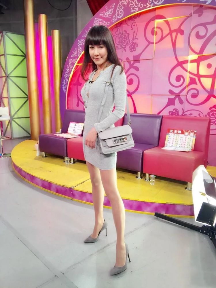 59岁康熙红人罗霈颖的彪悍人生我自己就是豪门