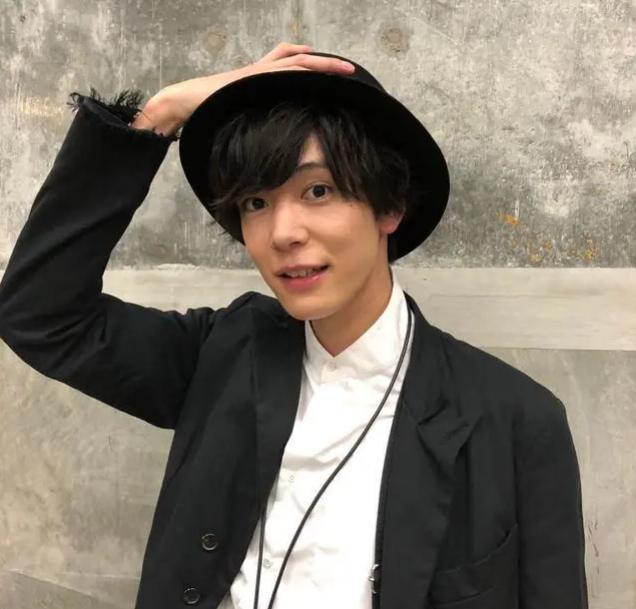 假面骑士saber主角个人介绍公开令和的主角终于有正经职业了