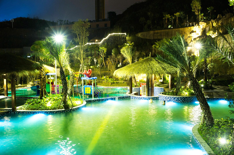 追随着太阳公公的脚步,向着温泉之城,长寿之乡石阡出发,经兰海高速,银