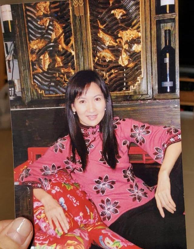 的婚姻里,陈美琪选择退出,与马清伟离婚后,陈美琪遇到现任丈夫忻尚永