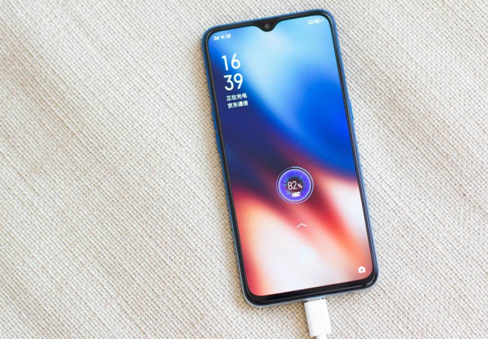 oled 屏幕,nfc等良心配置,虽说起售价方面确实比荣耀x10和红米10x高