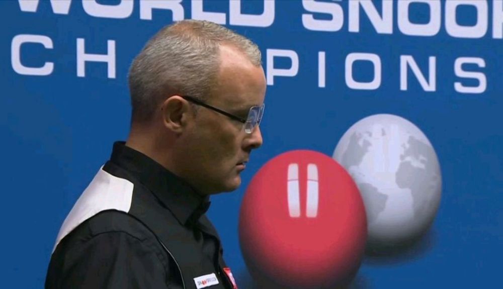 "眼镜侠"状态太强势!古尔德狂轰四杆破百7-2领先马奎尔晋级在望!