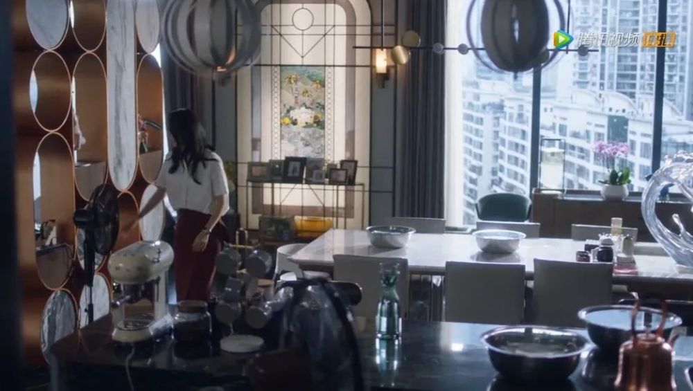 三十而已,拼的可不止包包,还有房子和装修