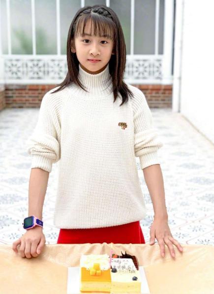 田亮女儿太早熟!12岁身高1米7,这就是田亮叶一茜结合体版