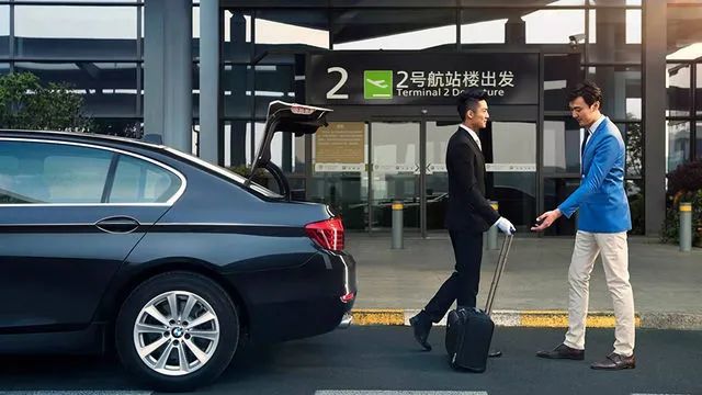 携手高德地图风韵出行武汉接送机业务正式上线