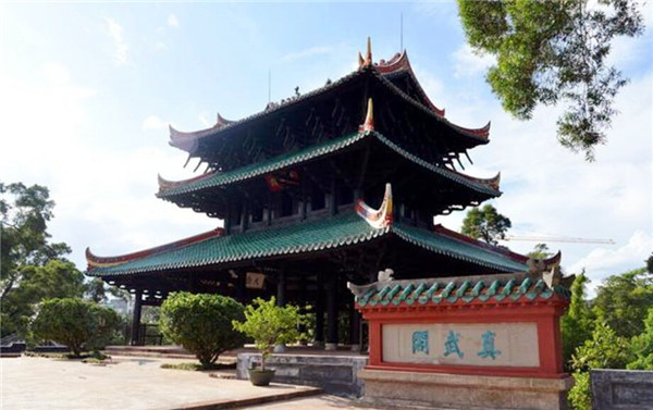 梁思成|真武阁四根立柱“悬空”，却能屹立447年不倒，梁思成：这是个奇迹