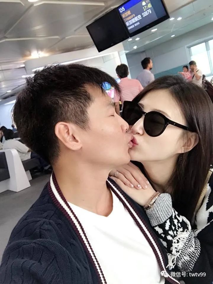 最后苗真在送医的路上抢救不治,李新醒来后得知消