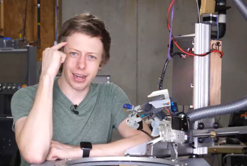 shane|闭着眼睛都能投进！3D遥感、轨迹追踪，这个小哥做了个“百发百中”篮球框