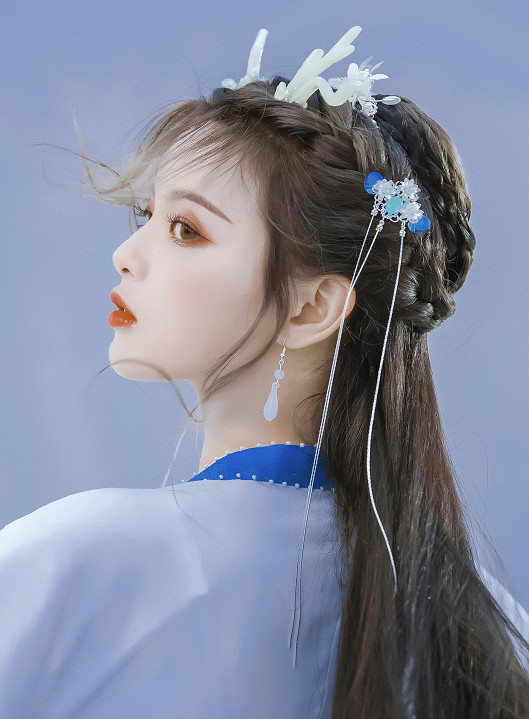 她的古装造型一出现,网友:神仙妹妹?_腾讯新闻