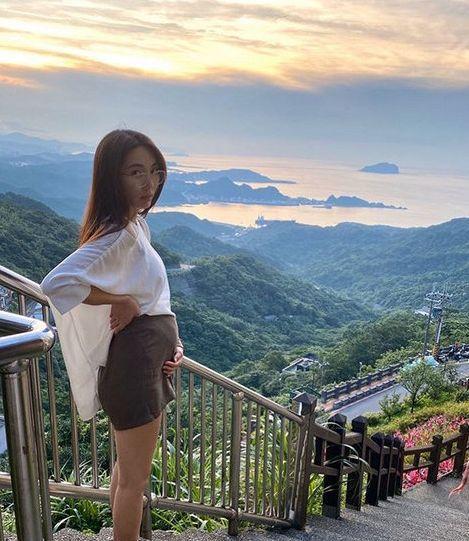 歌手热狗女友流产官宣怀二胎还不足俩月忍痛回忆好想你