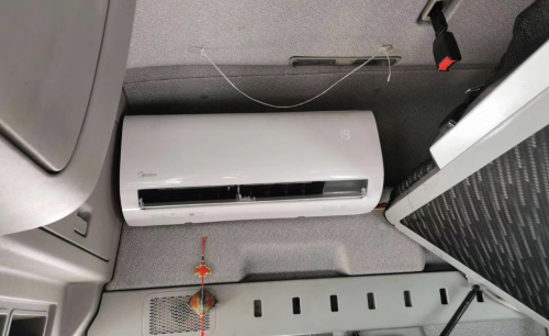 夏天卡车又闷又热怎么破你的美的空调来啦