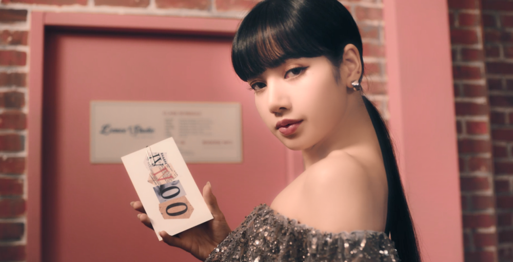 lisa代言vivos7登上话题热榜