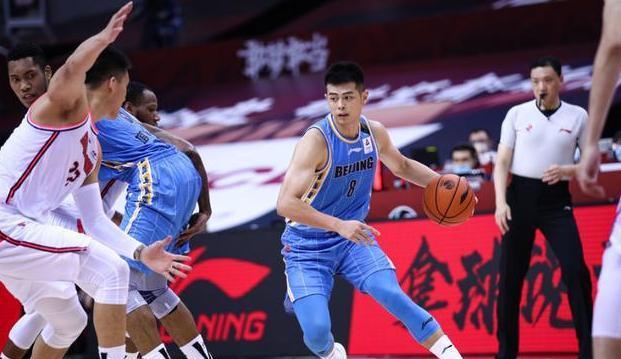 广东男篮|京粤三战13＋11＋14，广东核心难堪大任，杜峰是否该考虑王薪凯了？