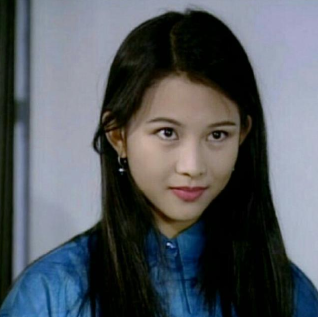 蔡少芬17岁成最年轻港姐与母断绝关系如今终斩获幸福人生