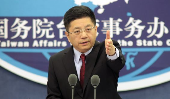 国台办举行例行新闻发布会，发言人马晓光回应近期涉台热点话题。
