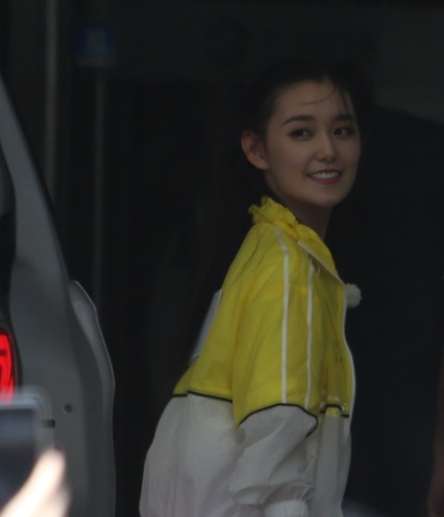 蒋依依原来这么美,照片无需精修太让人羡慕了