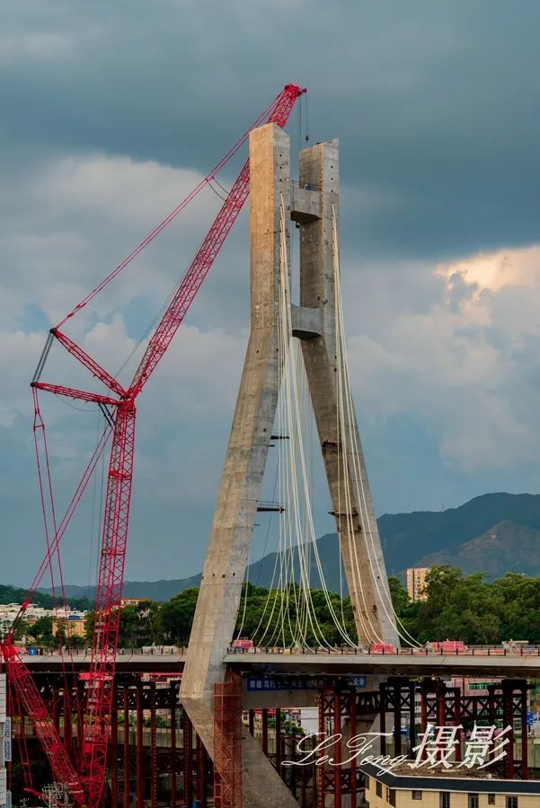 福建经视龙岩大道高架桥预计10月1日正式通车