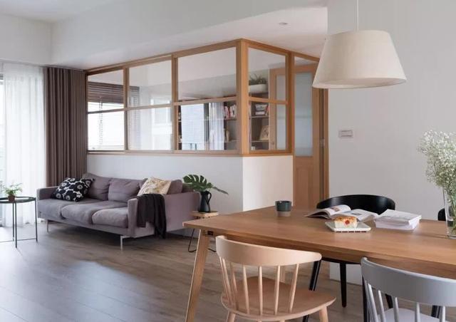 用室内窗取代室内墙 解救暗黑狭小的空间感 这个设计超赞 空间感 玻璃 端景 窗帘 书房