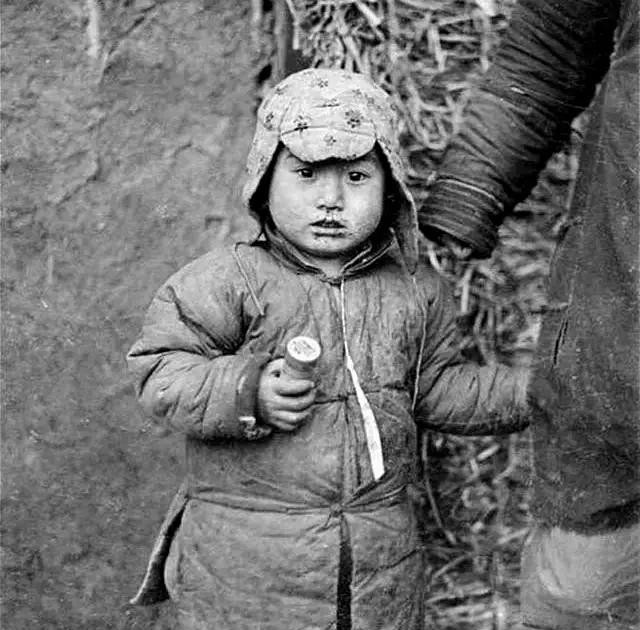 他是最小的抗日小英雄牺牲时年仅5岁