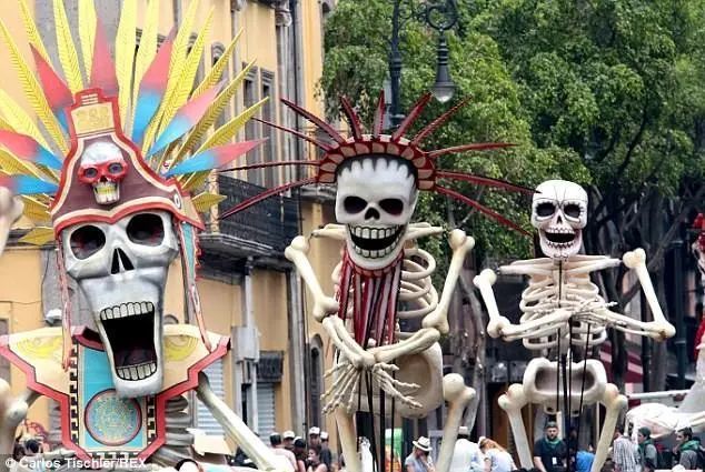 百年孤独中墨西哥风味的天主教还加上禅宗内味儿