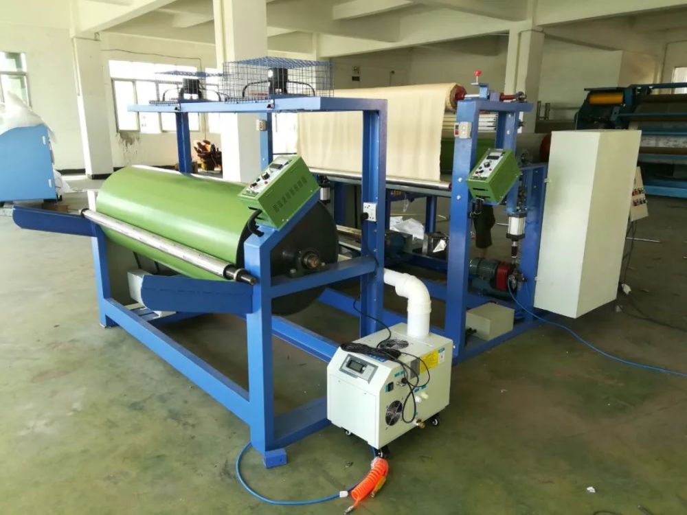 操作热熔胶复合机的注意事项