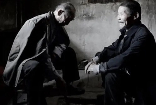 张仙人|民间故事：村长带人打井，找了多天没发现井眼，张仙人：我自己来