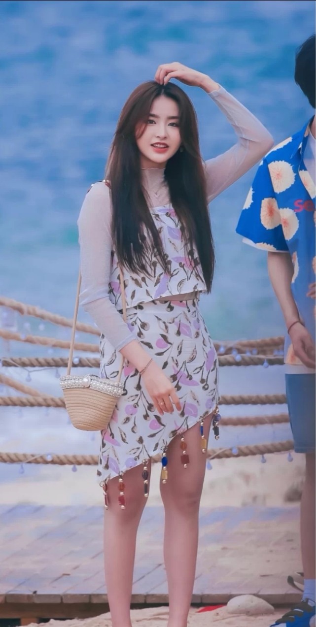 美少女金子涵的穿搭 憨憨的 爱了 金子涵 穿搭 少女