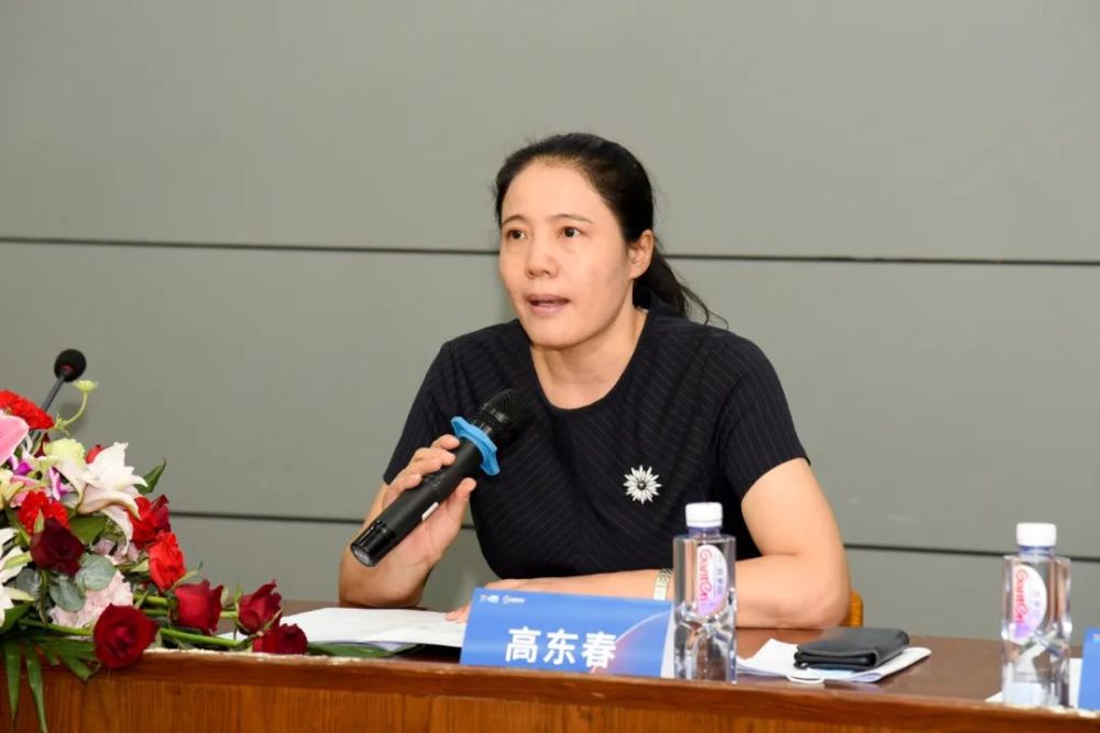 深圳市人力资源和社会保障局副局长高东春致辞此次竞