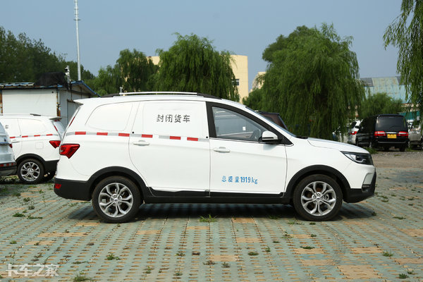 能拉货的自动挡mpv售价7万出头实拍开瑞k60厢货车