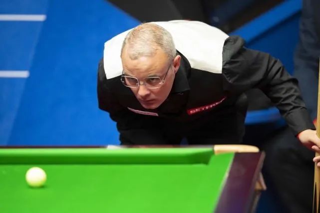 世锦赛眼镜侠古尔德103实力碾压马奎尔霍金斯对战罗伯逊须亮剑