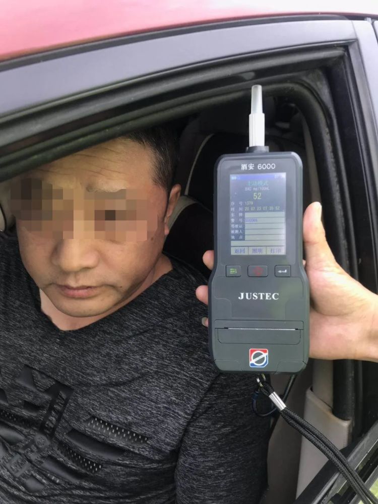 中卫交警 "拍了拍" 你酒驾的样子