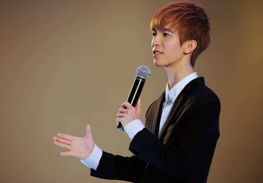 郭敬明|郭敬明执导新作首映！网友直呼看哭了，却仍忍不住大赞男主演超帅