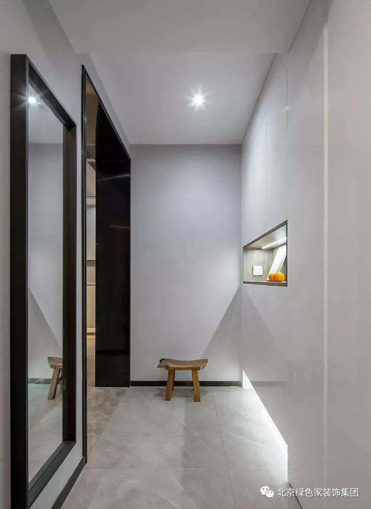 衣帽间|130㎡现代主义4室2厅，远离喧嚣，融入对生活的热爱！