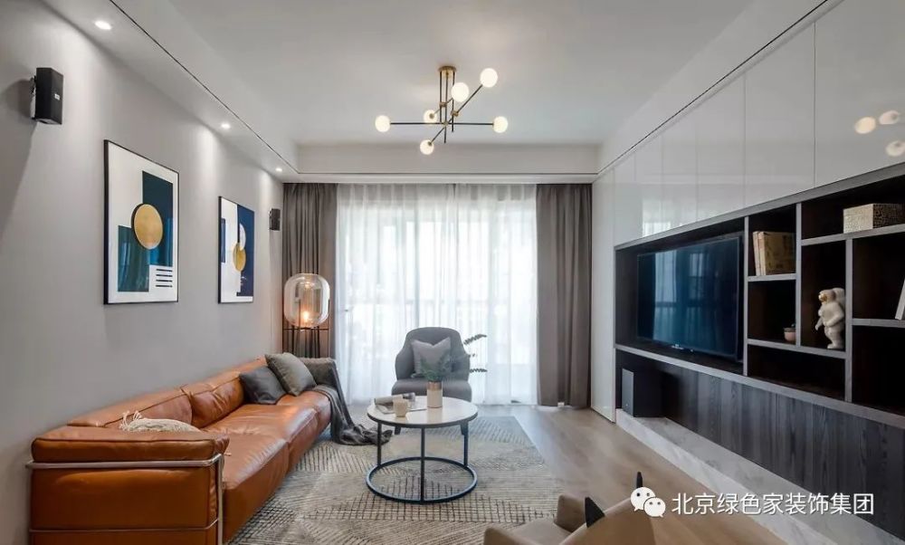 衣帽间|130㎡现代主义4室2厅，远离喧嚣，融入对生活的热爱！