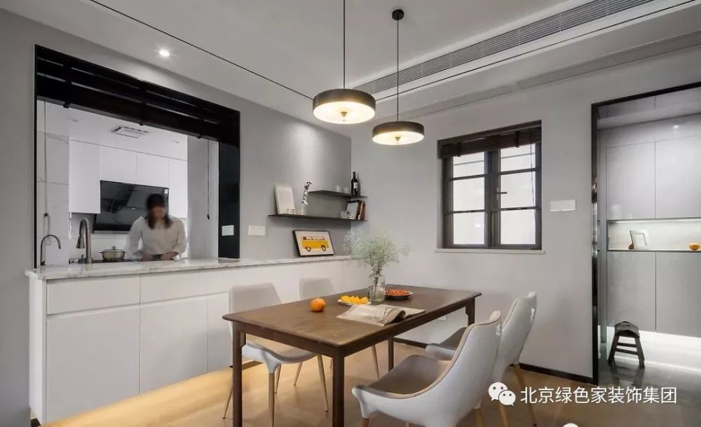 衣帽间|130㎡现代主义4室2厅，远离喧嚣，融入对生活的热爱！