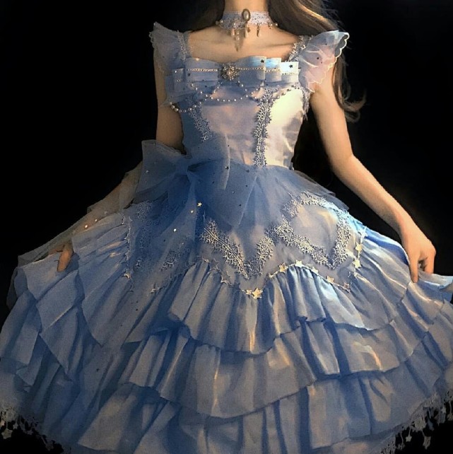 喜欢蓝色:blue=because love you everyday