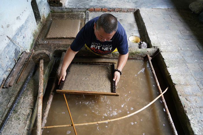去陕西洋县祭拜蔡伦墓,感受"蔡侯纸"制作工艺