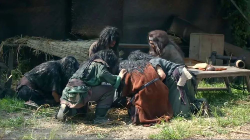 电影《决杀危城》8月9日首发上线!