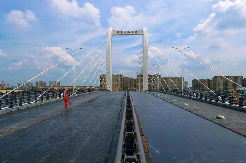 好消息祁连山路大桥迎来重大工程节点